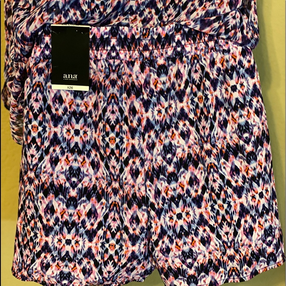 2-pc Multi-Color Short Set - Picture 5 of 6